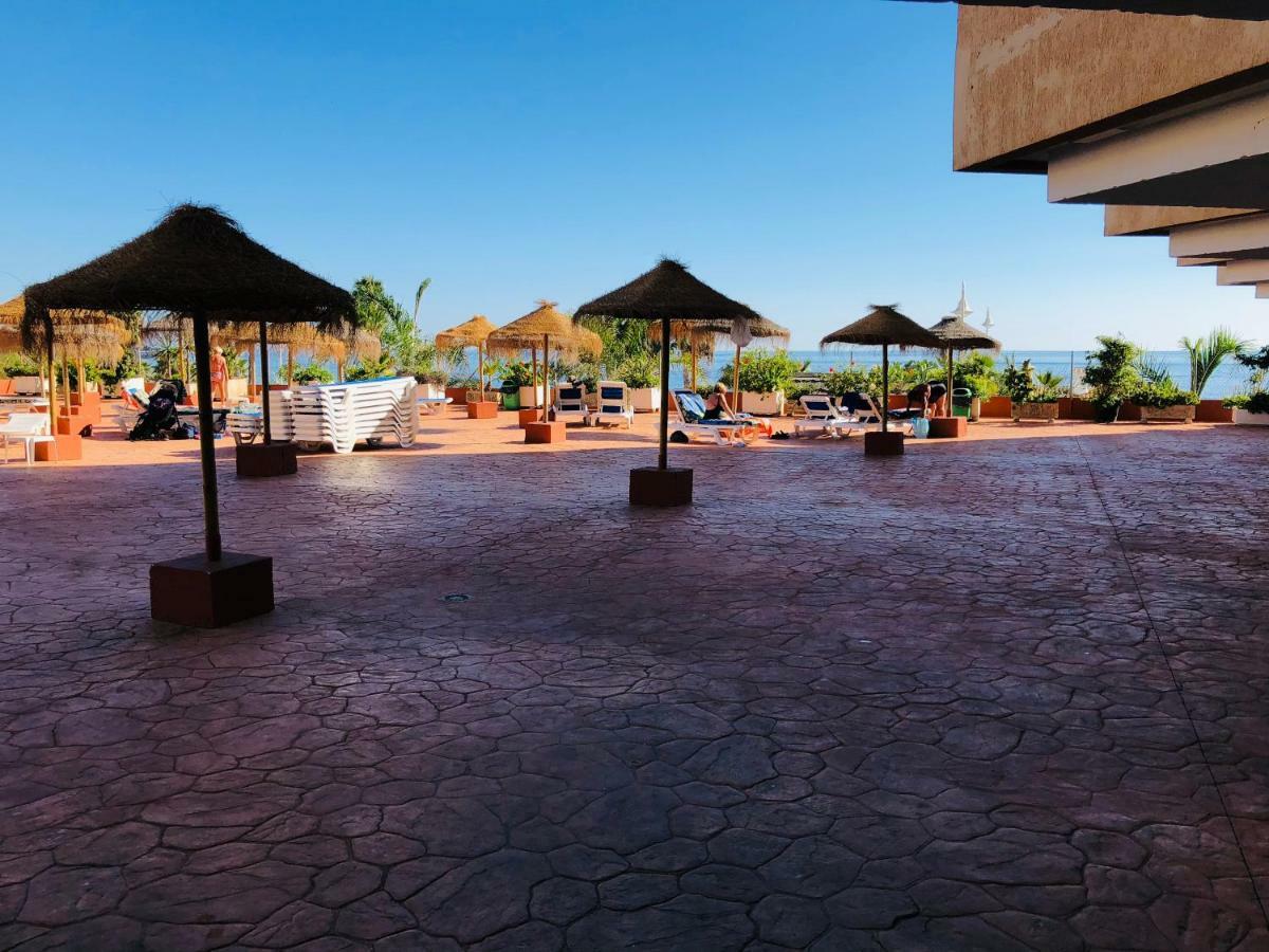 Apartamentos Sol Y Playa Almunecar Bagian luar foto